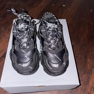 Balenciaga Kids Black Triple S Sneakers